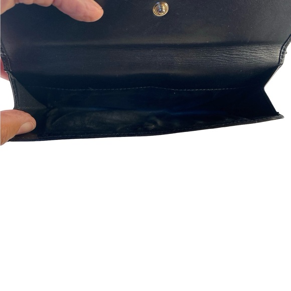 Gucci Black Embossed Leather Wallet - Picture 3 of 6